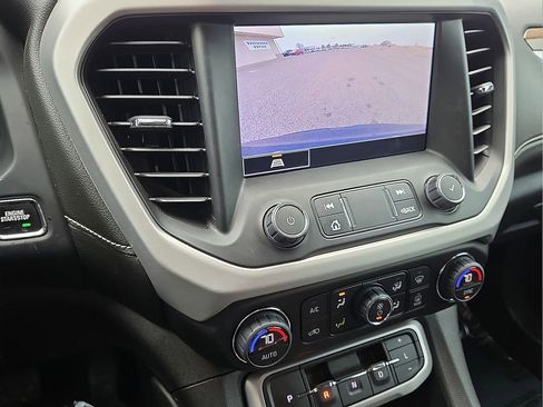 Used 2023 GMC Acadia SLE w/ Driver Convenience Package image 30