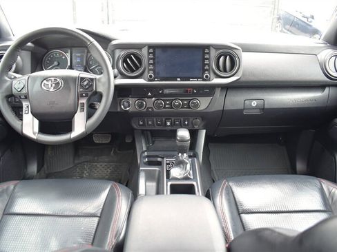 Used 2020 Toyota Tacoma TRD Pro AWD/4WD image 14