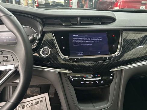 Certified 2023 Cadillac XT6 Premium Luxury AWD/4WD image 11