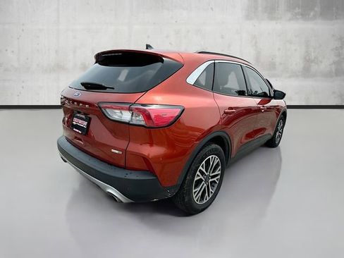 Used 2020 Ford Escape SEL image 5