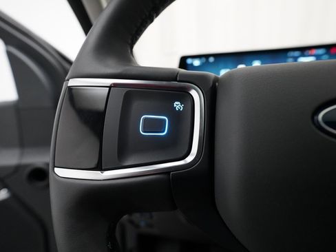 Used 2025 Ford Expedition Max Active image 19