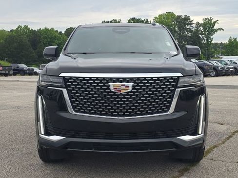Used 2024 Cadillac Escalade Premium Luxury AWD/4WD image 8
