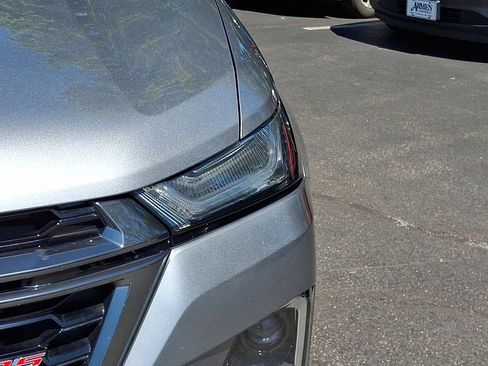Used 2023 Chevrolet Traverse RS AWD/4WD image 10