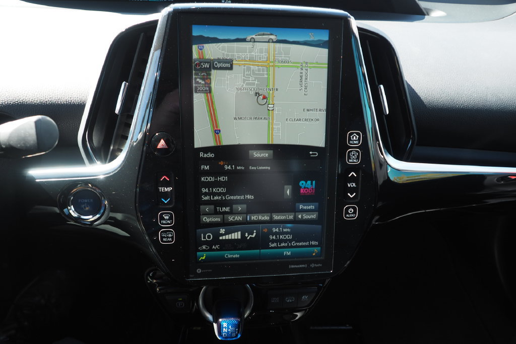 Used 2022 Toyota Prius Prime XLE FWD image 23