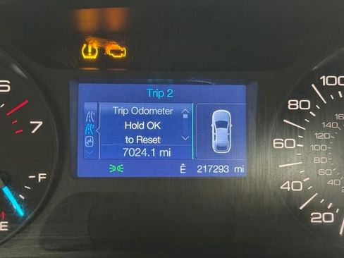 Used 2013 Ford Edge SEL AWD/4WD image 22