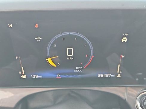Certified 2025 Chevrolet Trax ACTIV w/ Sunroof Package FWD image 11