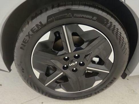 Used 2025 Kia EV6 GT-Line RWD image 93