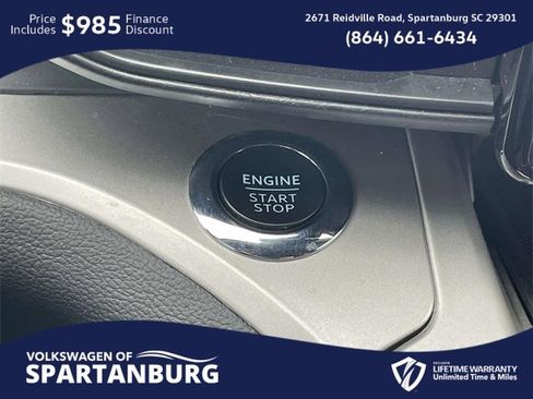 Used 2022 Ford Explorer XLT image 26