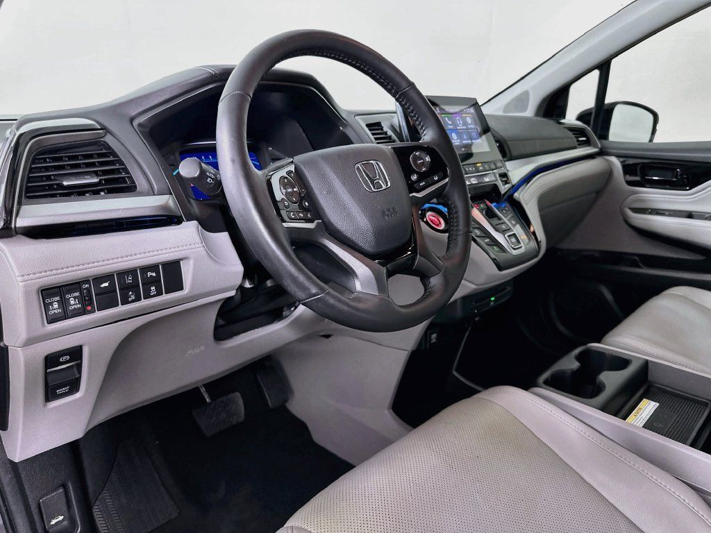 Used 2020 Honda Odyssey Elite image 9
