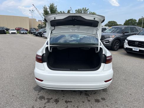 Used 2019 Volkswagen Jetta S w/ Driver Assistance Package FWD image 11