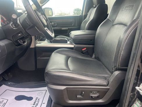 Used 2017 RAM 1500 Laramie w/ Convenience Group image 20