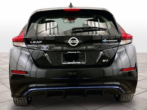 Used 2019 Nissan Leaf SV w/ SV Technology Package FWD image 4
