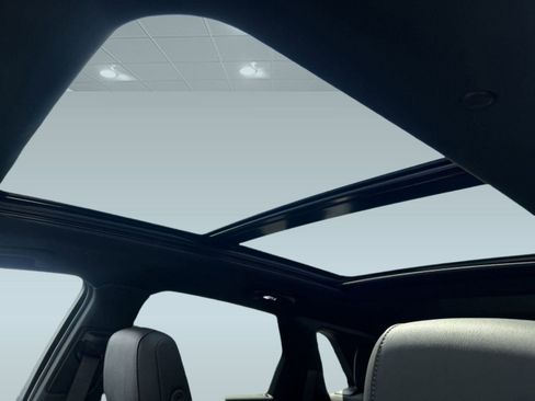 New 2025 Cadillac XT5 Sportv w/ LPO, Bronce Accent Package image 14