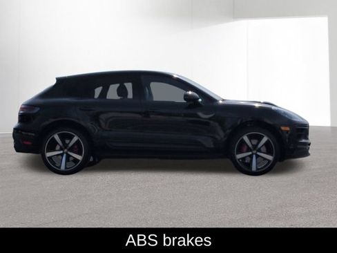 Used 2022 Porsche Macan S AWD/4WD image 4