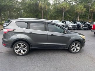 Used 2017 Ford Escape Titanium w/ Equipment Group 301A FWD video 3
