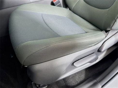 Certified 2022 Toyota RAV4 LE image 17