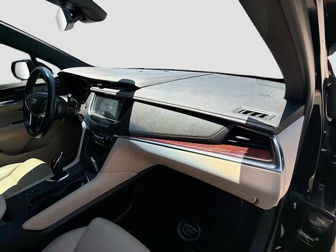 Used 2019 Cadillac XT5 Luxury AWD/4WD image 30