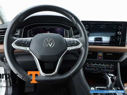 Used 2025 Volkswagen Jetta SEL FWD image 58