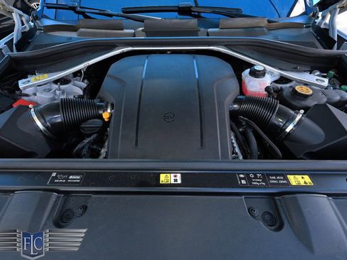 Used 2024 Land Rover Range Rover SV image 61