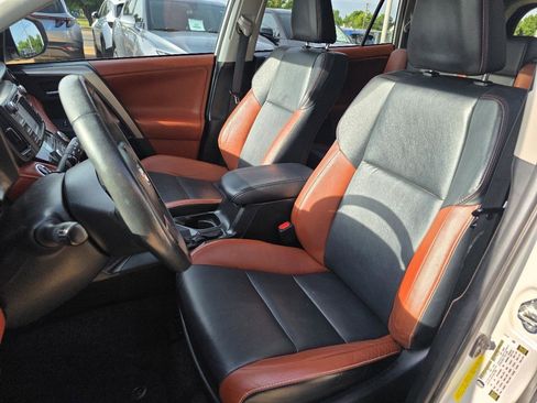 Used 2013 Toyota RAV4 Limited FWD image 13