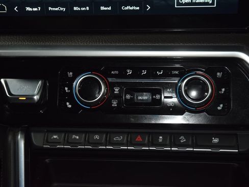 Used 2022 GMC Sierra 1500 Denali w/ Technology Package AWD/4WD image 33