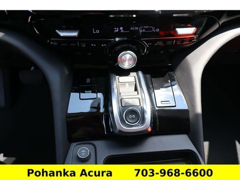 Used 2025 Acura MDX SH-AWD w/ Technology Package image 12