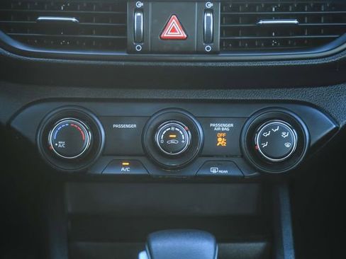 Certified 2023 Kia Forte LXS image 12