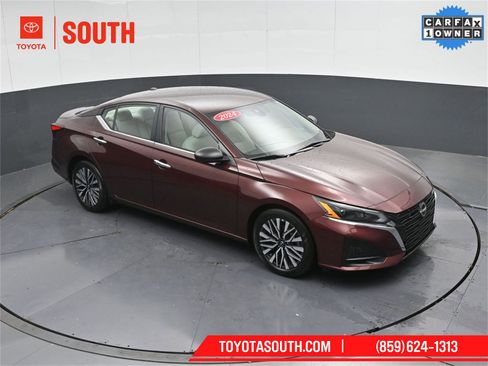 Used 2024 Nissan Altima 2.5 SV image 49