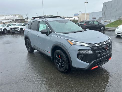 New 2026 Nissan Rogue SV AWD/4WD image 2