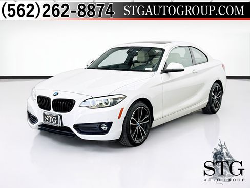 Used 2021 BMW 230i Coupe RWD image 1