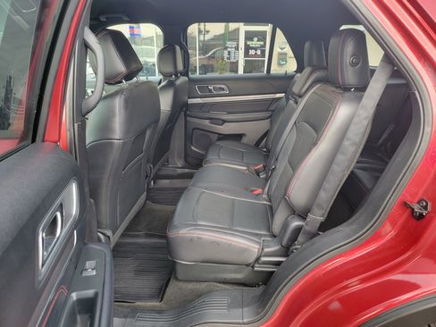 Used 2017 Ford Explorer Sport w/ Equipment Group 401A image 13