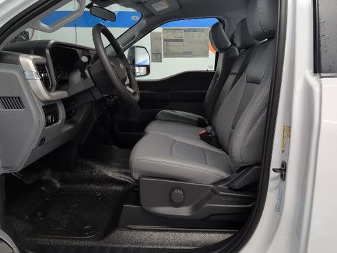 New 2026 Ford F250 XL w/ FX4 Off-Road Package AWD/4WD image 12