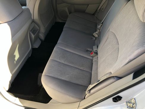 Used 2013 Subaru Outback 2.5i Premium w/ All-Weather Pkg image 21