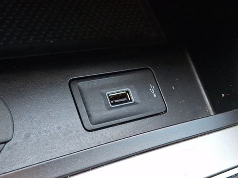 Certified 2022 Volkswagen Passat 2.0T FWD image 28