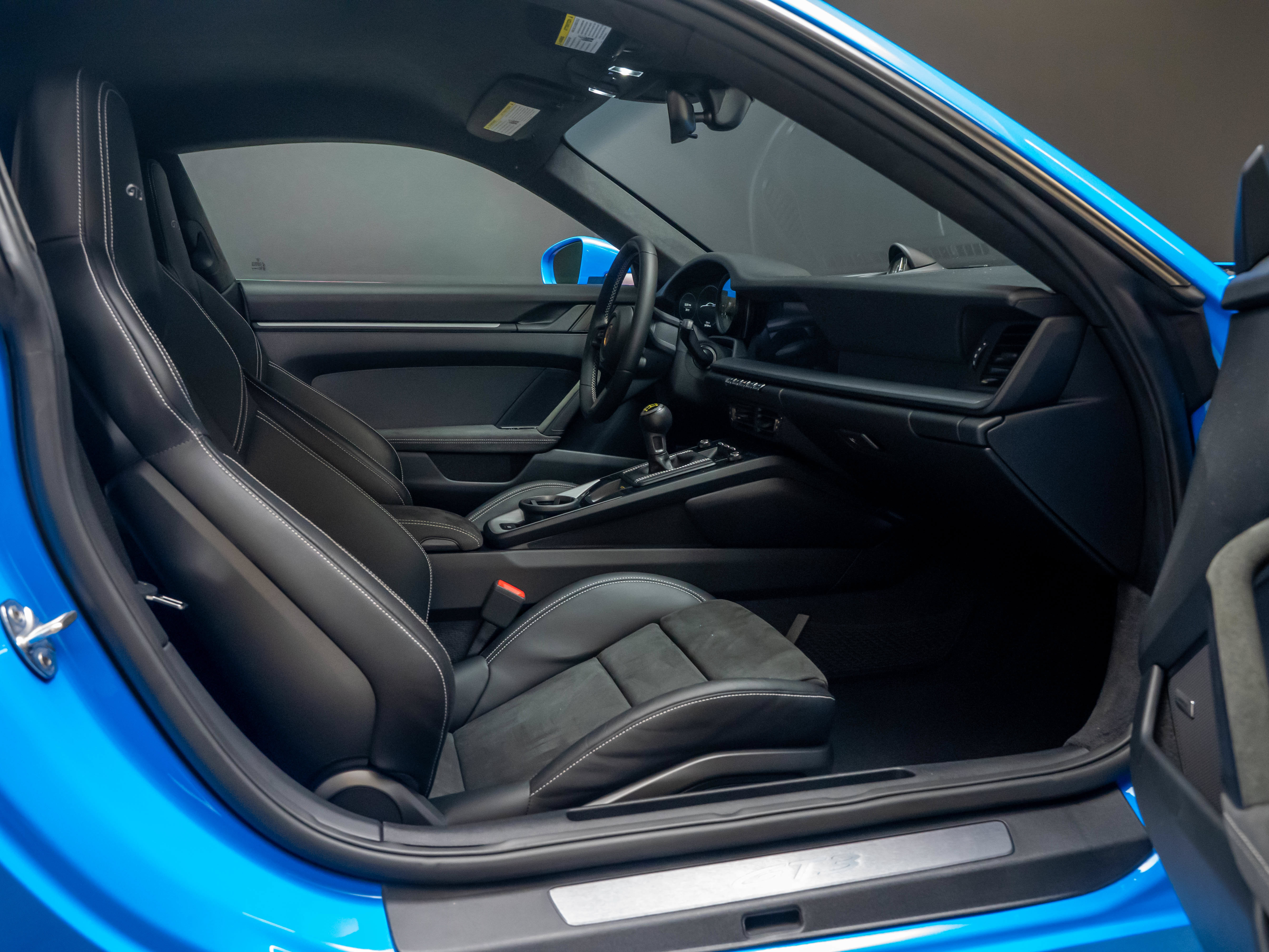 Used 2022 Porsche 911 GT3 RWD image 30