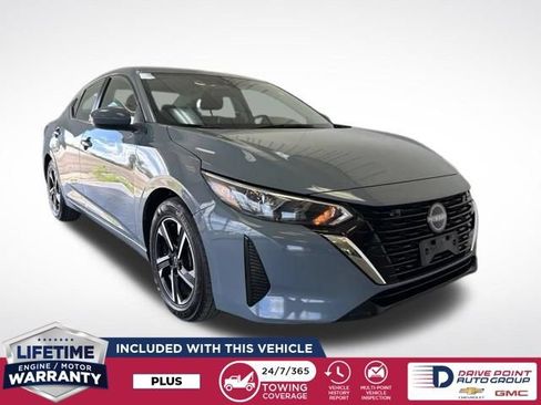 Used 2025 Nissan Sentra SV FWD image 1
