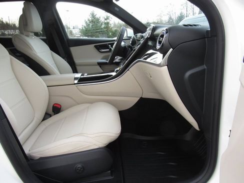 New 2026 Mercedes-Benz GLC 300 4MATIC image 18