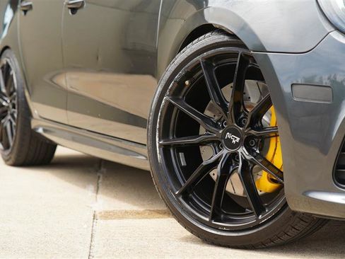 Used 2013 Volkswagen Golf R 4-Door AWD/4WD image 14