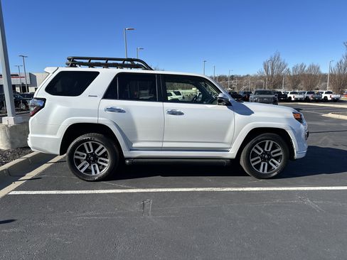 Used 2024 Toyota 4Runner Limited image 11