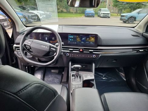 Certified 2026 Kia Sportage EX FWD image 18