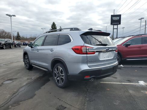 New 2026 Subaru Ascent Limited image 2