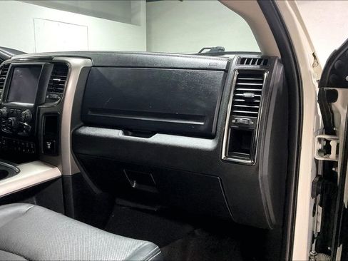 Used 2018 RAM 2500 Laramie w/ Sport Appearance Group AWD/4WD image 19