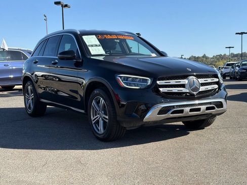 Used 2021 Mercedes-Benz GLC 300 4MATIC image 4