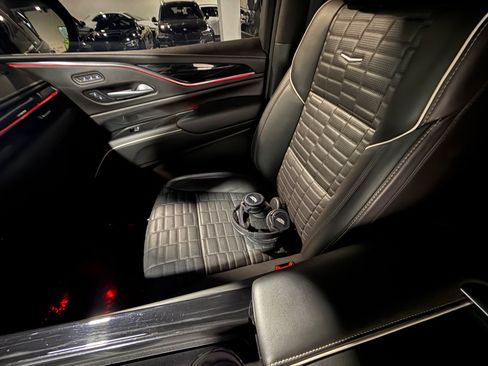 Used 2023 Cadillac Escalade V w/ LPO, ONYX Package AWD/4WD image 48