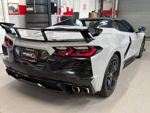 Used 2023 Chevrolet Corvette Stingray Premium Conv w/ Z51 Performance Package image 6