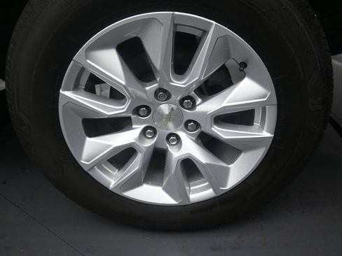 Used 2021 Chevrolet Silverado 1500 Custom RWD image 10
