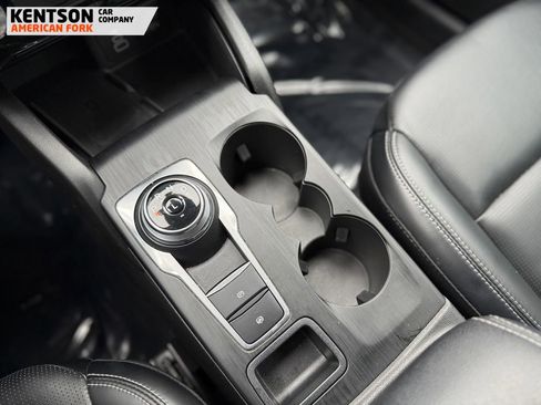 Used 2025 Ford Escape Platinum image 28