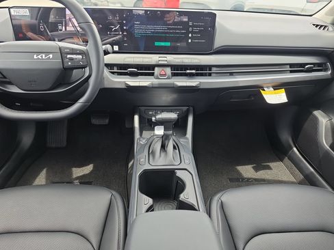 New 2026 Kia K4 EX FWD image 14