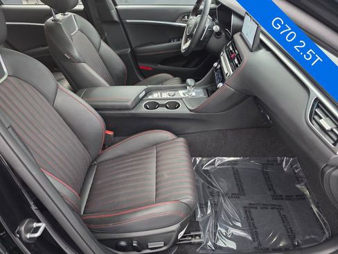Used 2025 Genesis G70 2.5T w/ Sport Prestige Package image 30