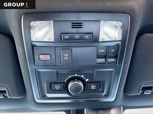 Used 2023 Toyota Tacoma TRD Off-Road w/ TRD Premium Off Road Package AWD/4WD image 34